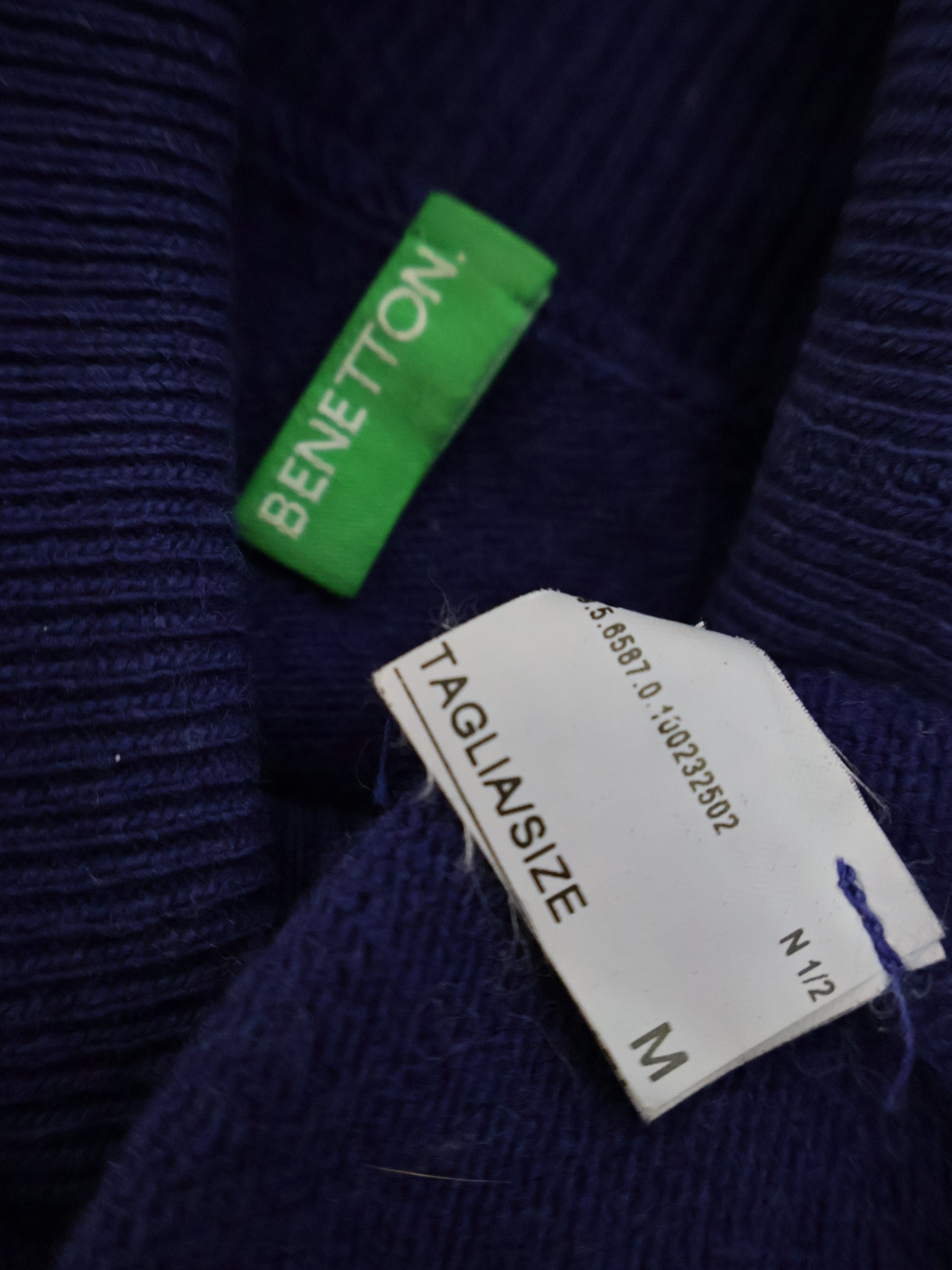 Bluza (100%lana) Benetton - marimea M - Femei