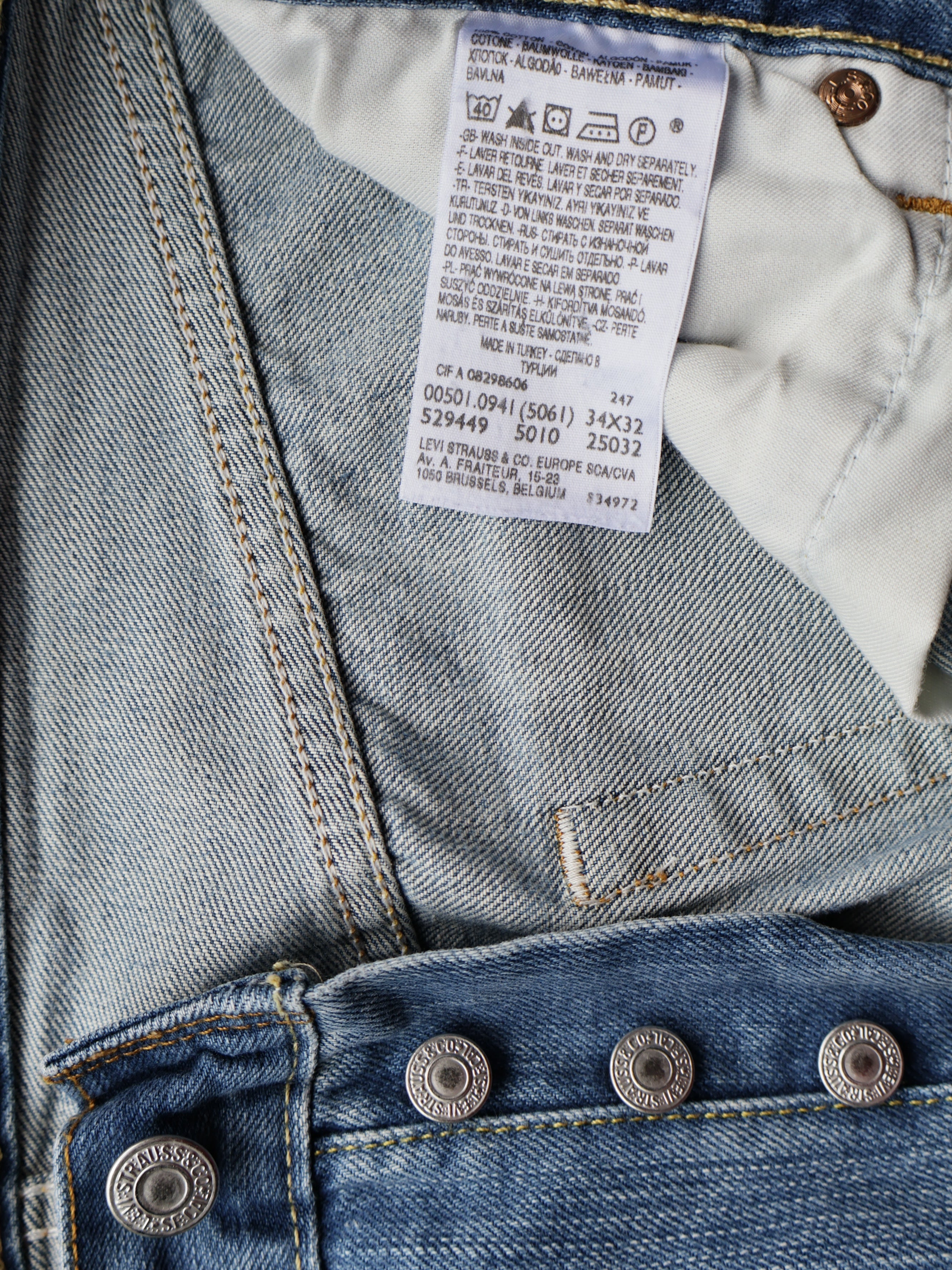 Blugi Levi's 501 - marimea M W34/L32 - Barbati