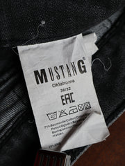 Blugi Mustang - marimea L W36/L32 - Barbati