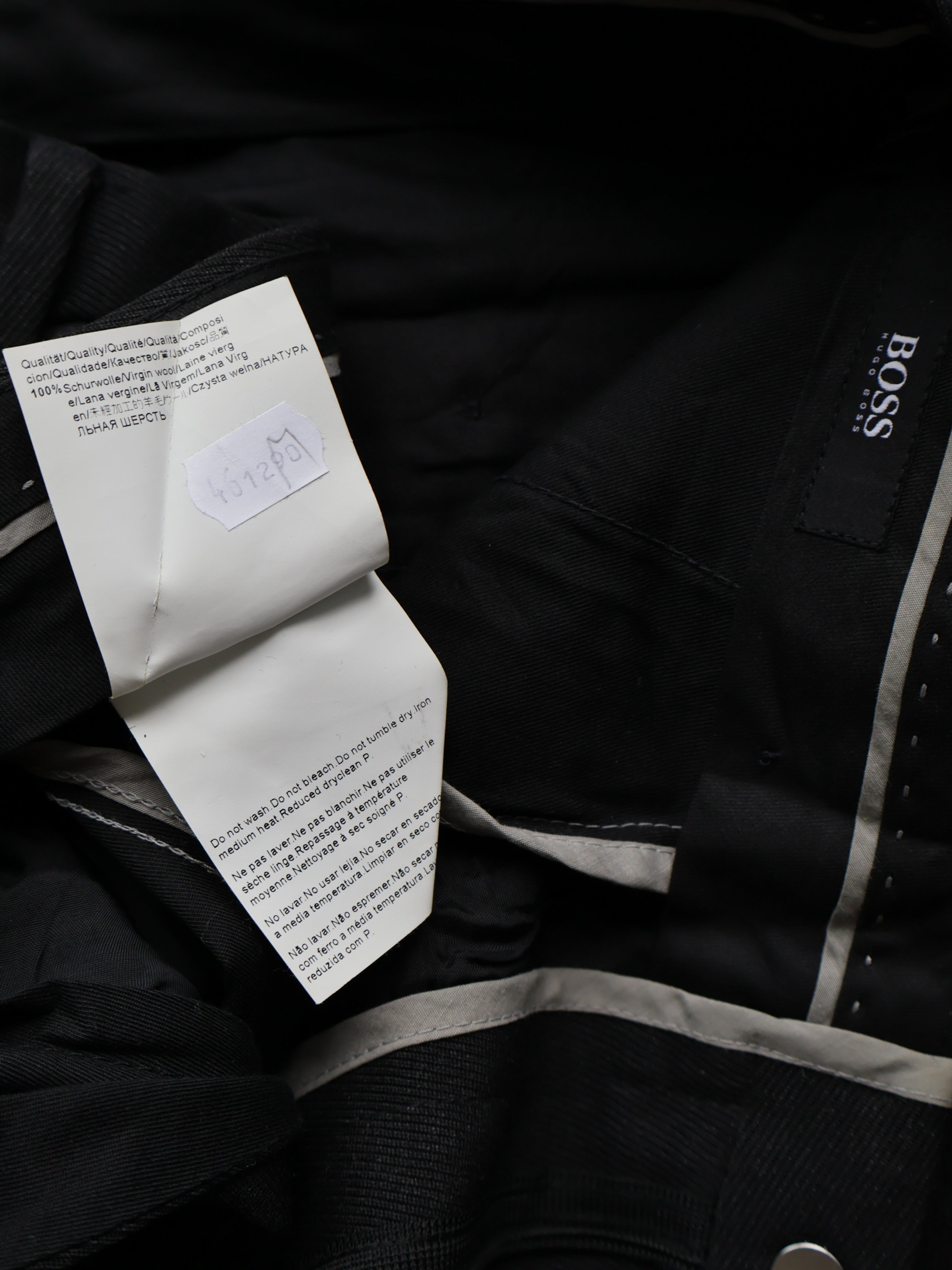 Pantaloni (100%lana) Hugo Boss - marimea S - Barbati