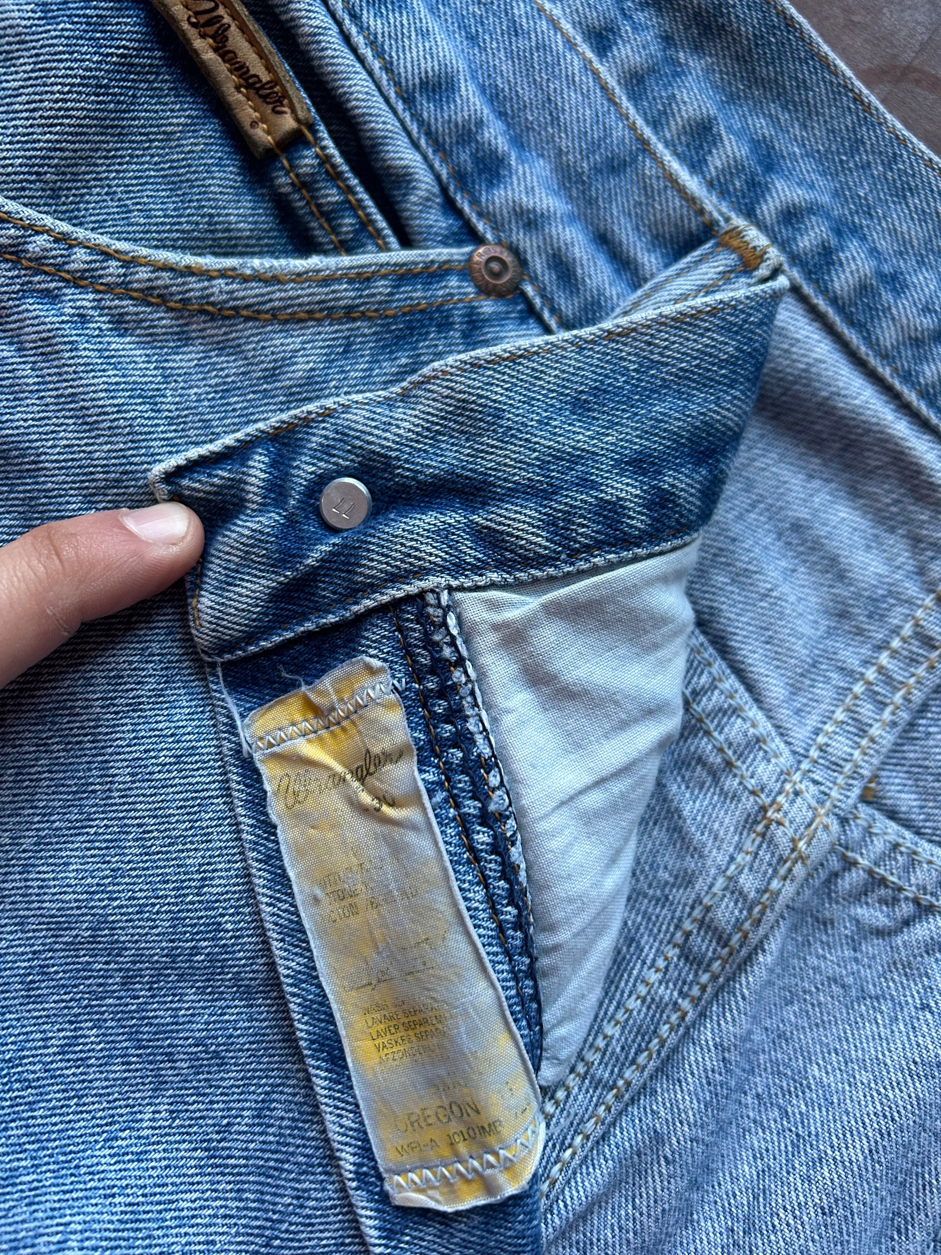 Blugi Wrangler - marimea XL W38/L30 - Femei