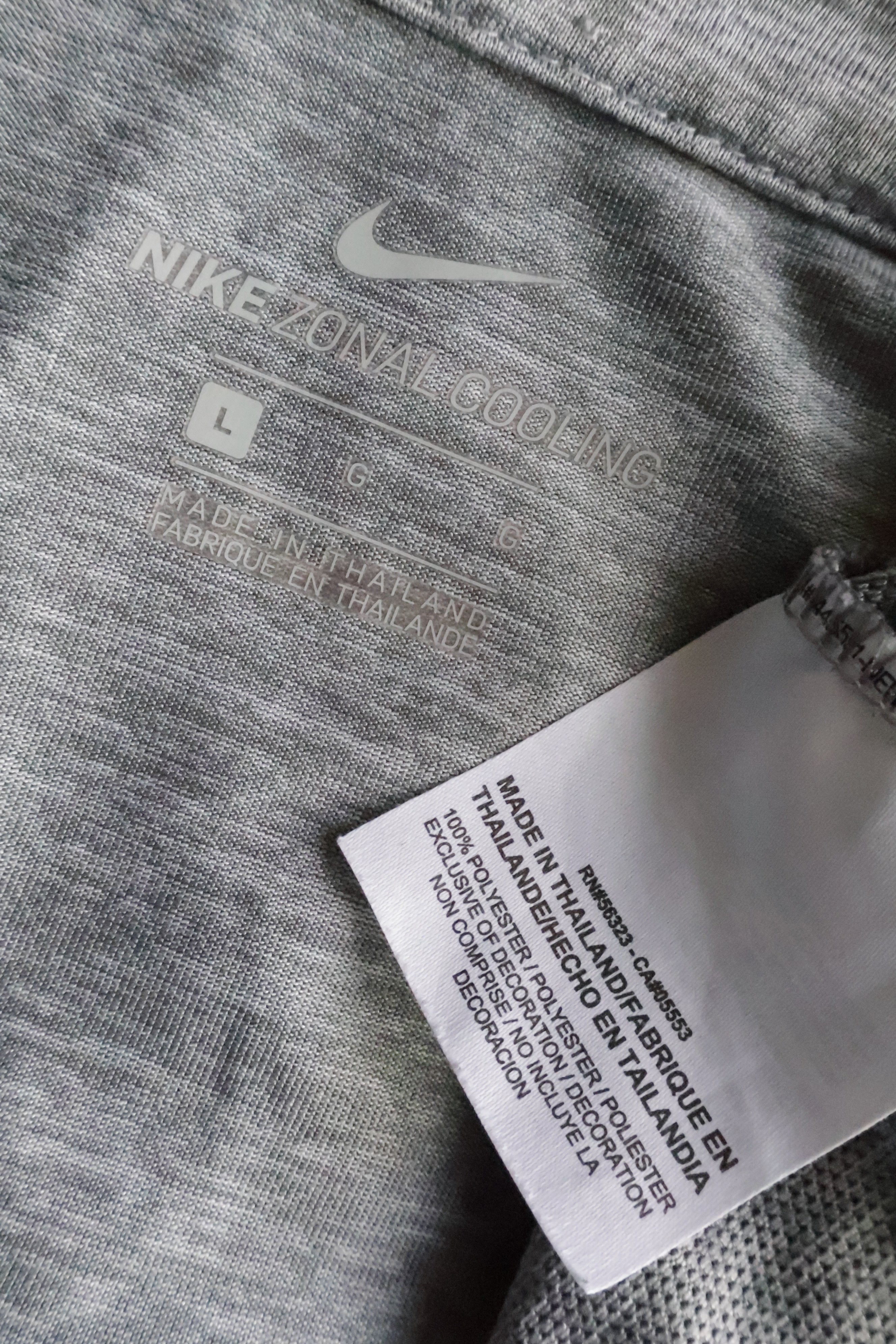 Tricou Nike - marimea L - Femei