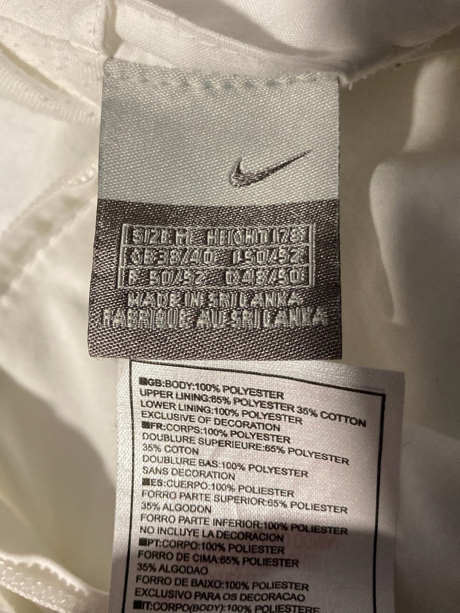 Geaca (subtire) Nike - marimea M
