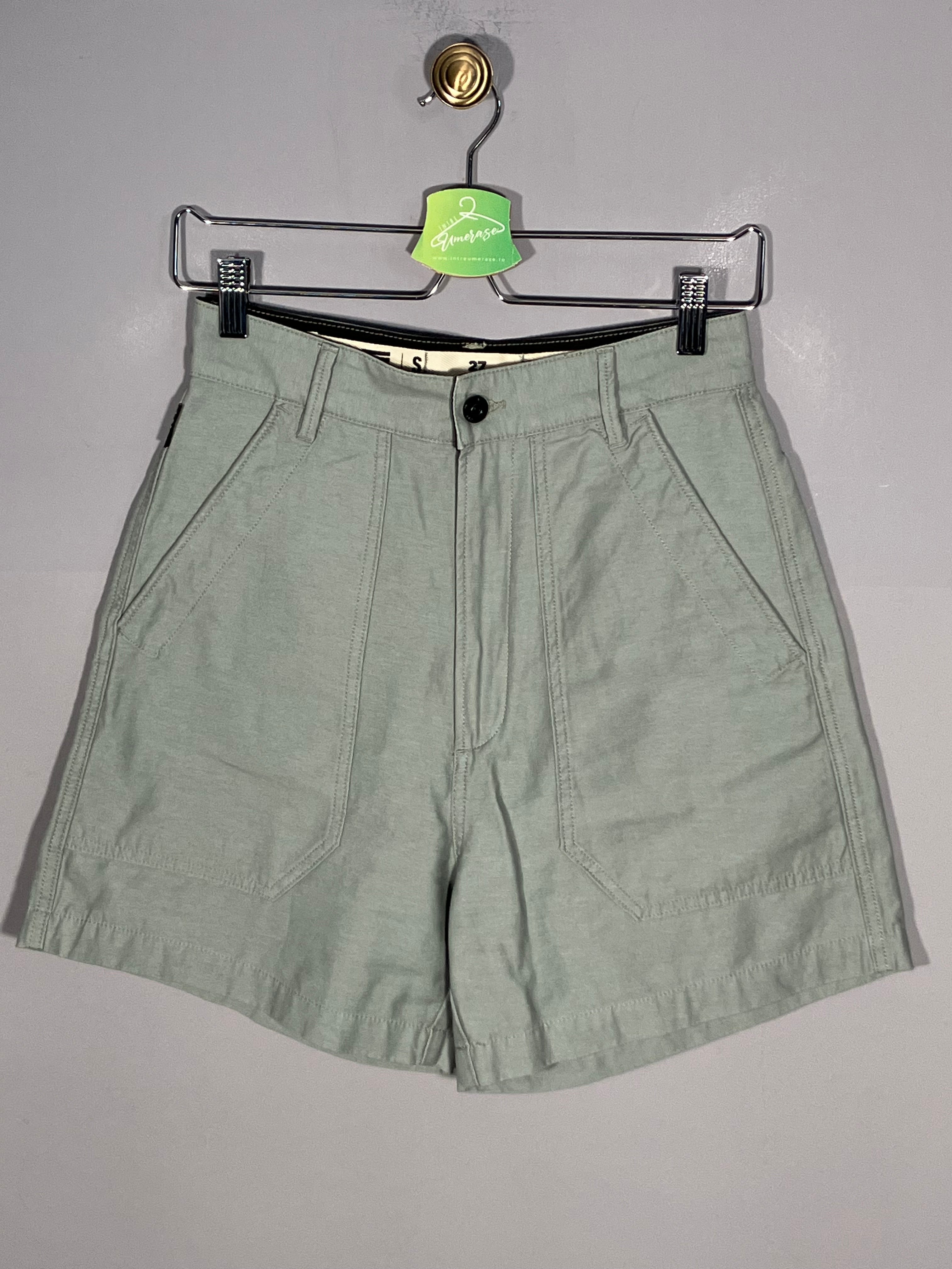 Pantaloni scurti G-star - marimea S