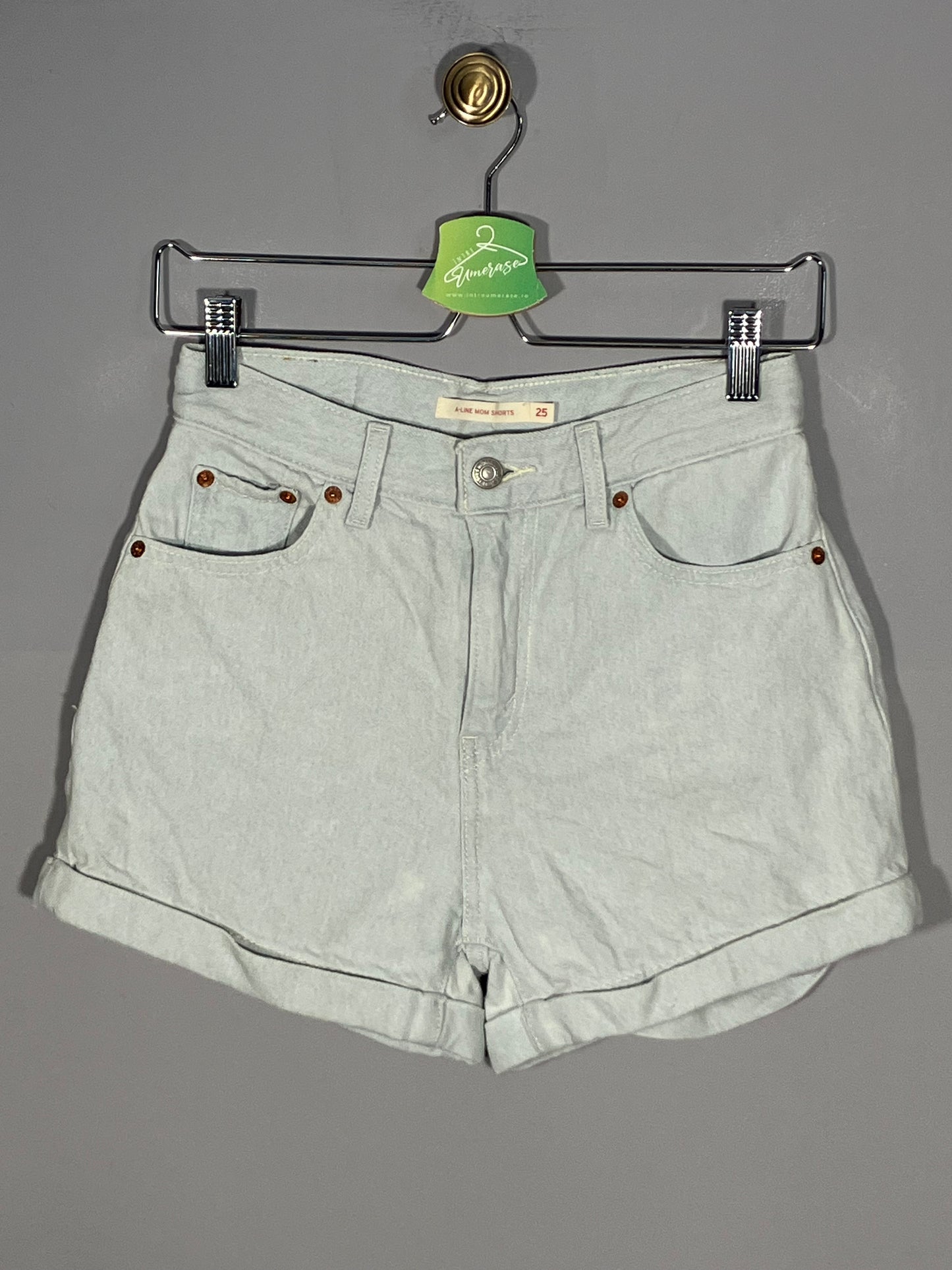 Blugi Levi's - marimea W25 - XS