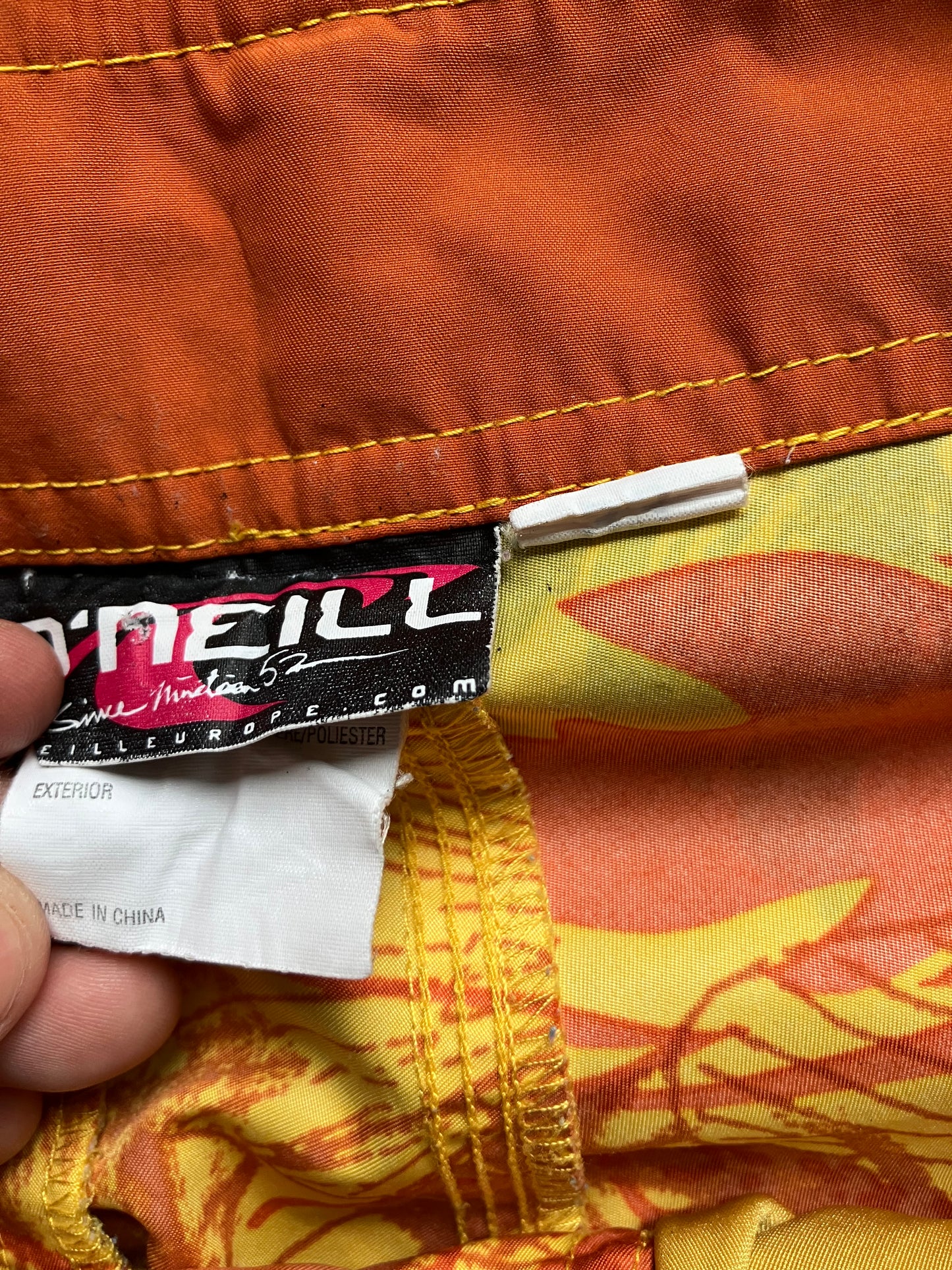 Pantaloni scurti O'Neill - marimea 33 - M