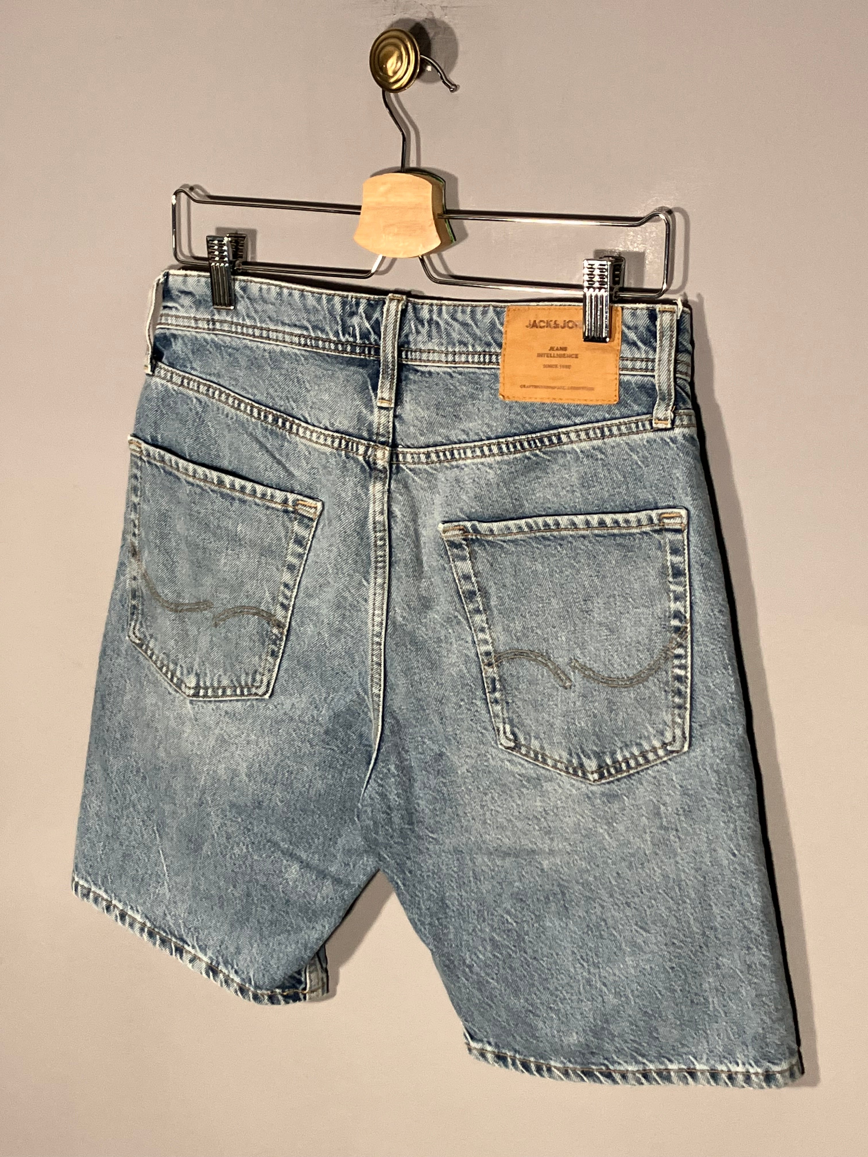 Blugi scurti Jack&Jones - marimea XS/S (relaxed fit)