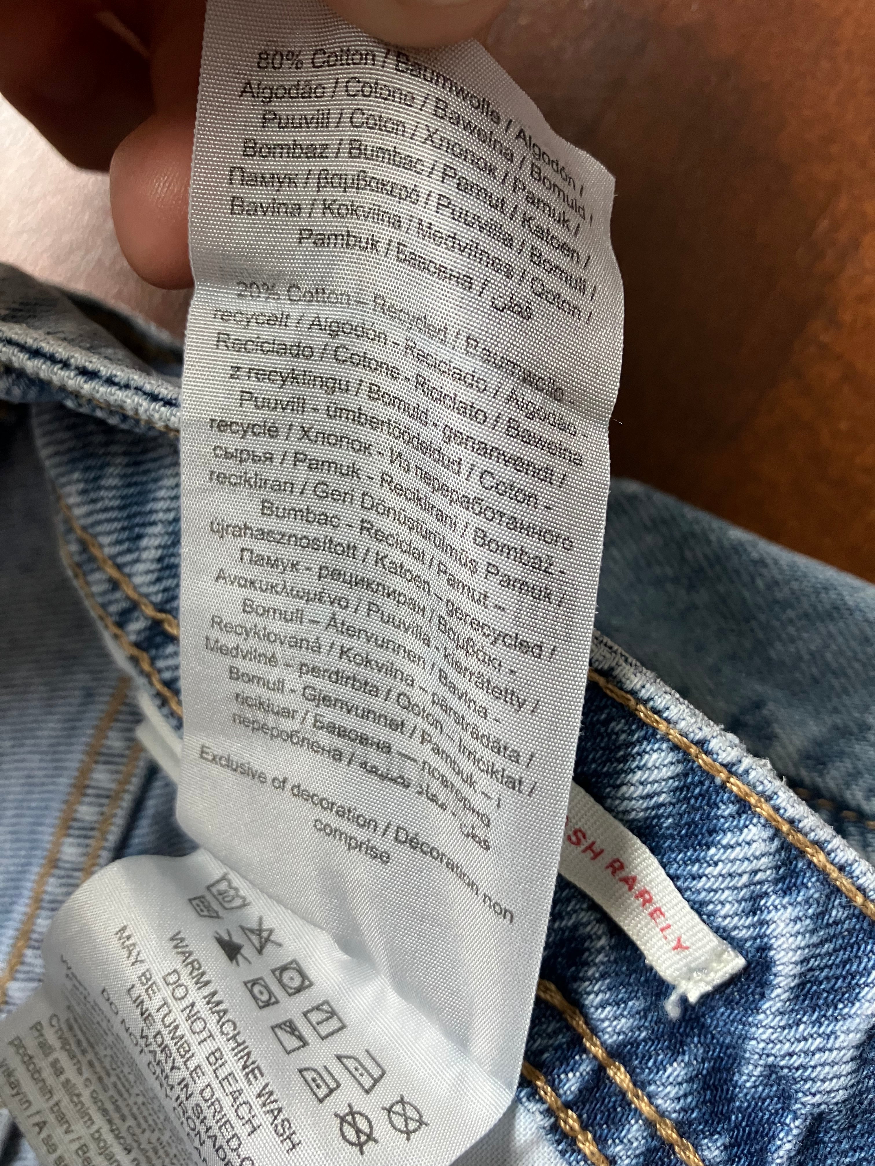 Blugi scurti Jack&Jones - marimea XS/S (relaxed fit)