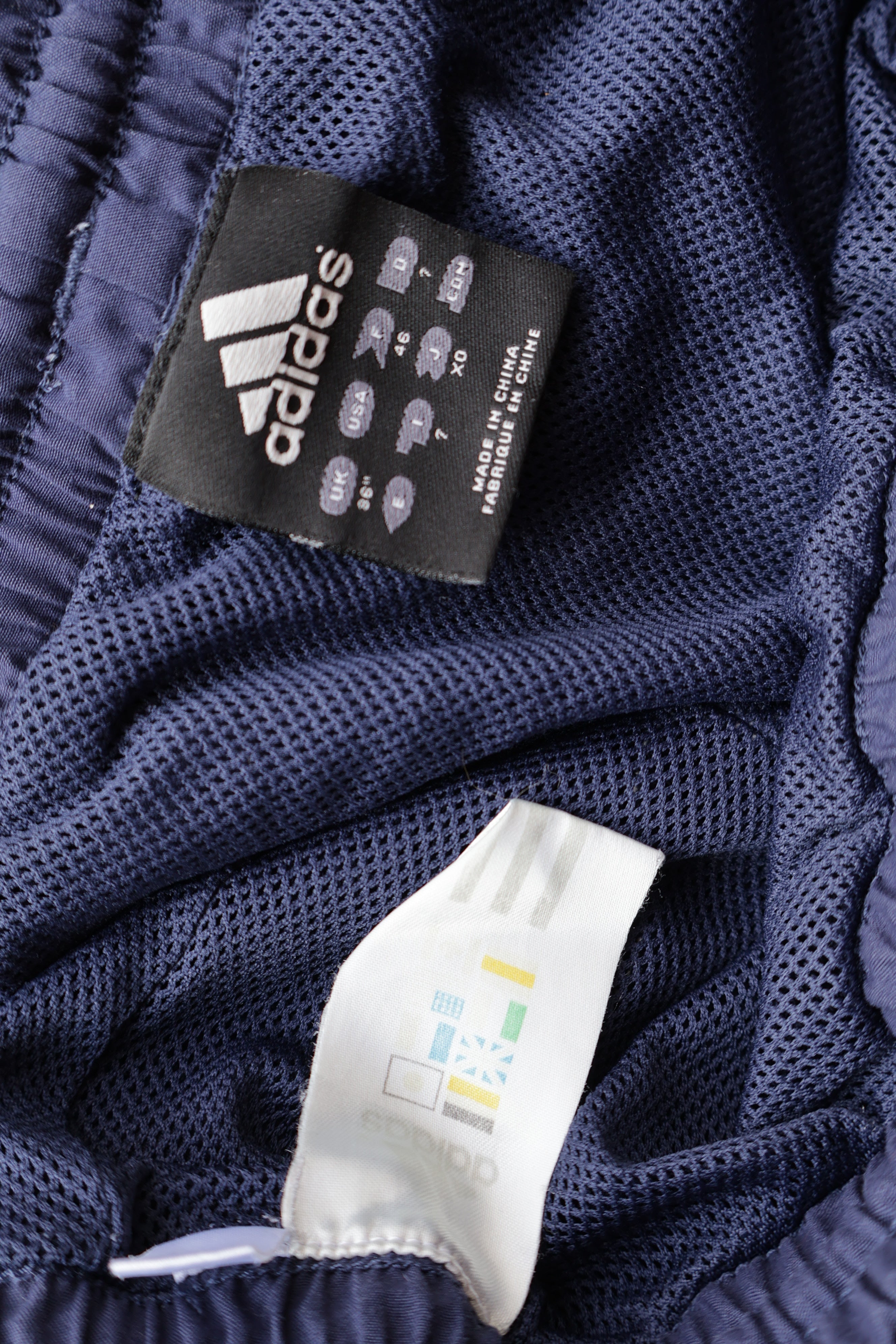 Pantaloni scurti Adidas - marimea L - Barbati
