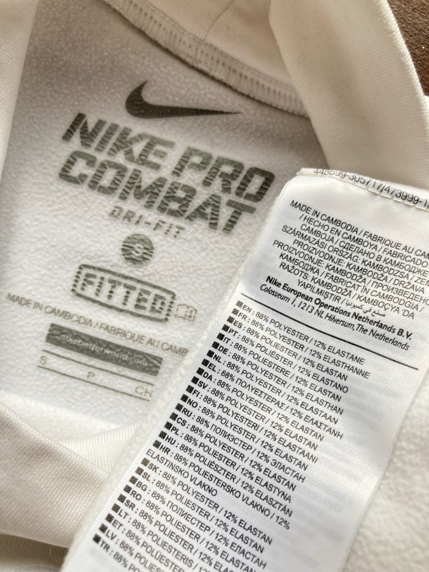 Bluza Nike (Pro Combat) - marimea S