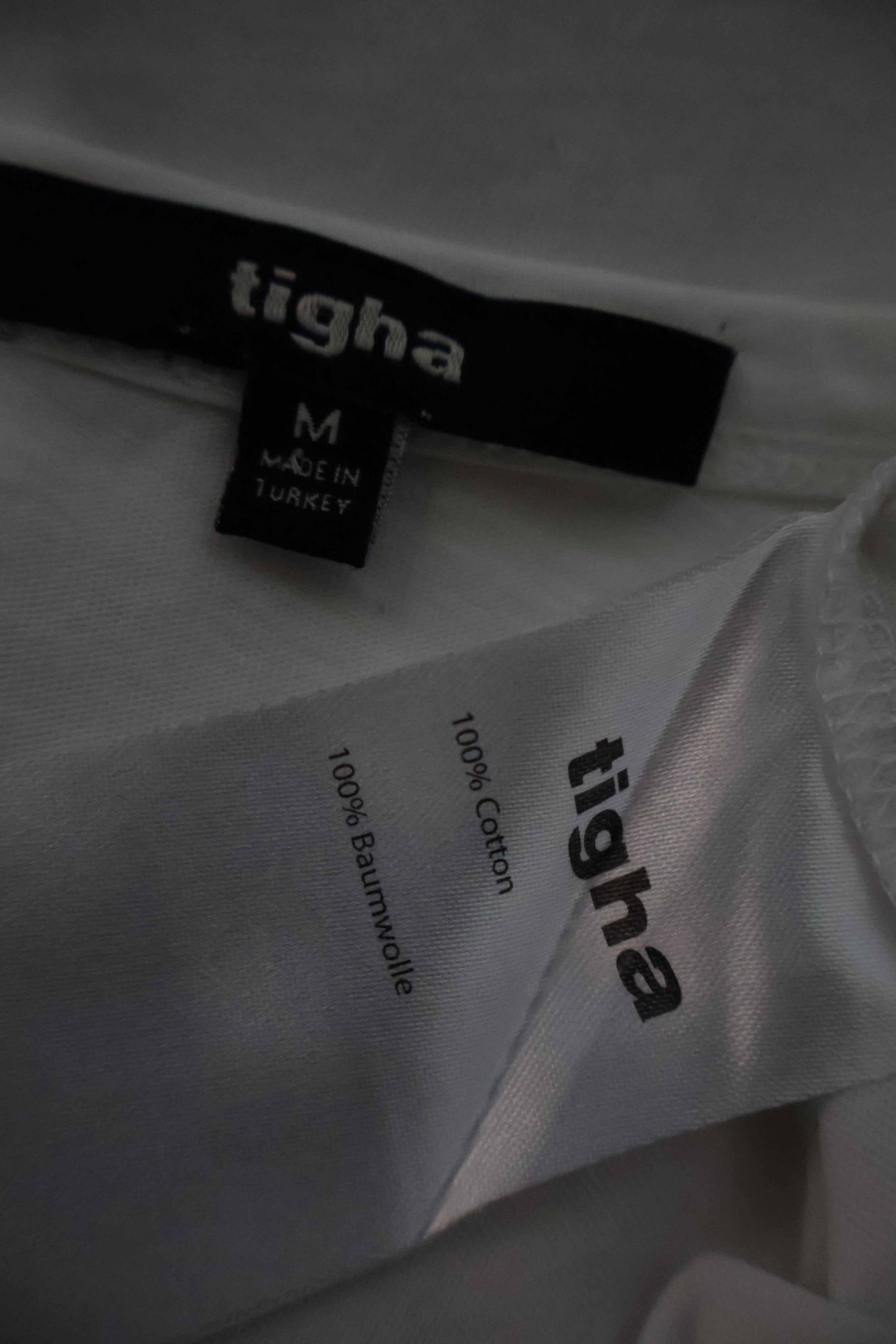 Tricou Tigha - marimea M - Femei