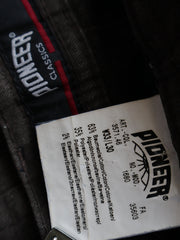 Blugi Pioneer - marimea M W33/L30 - Barbati