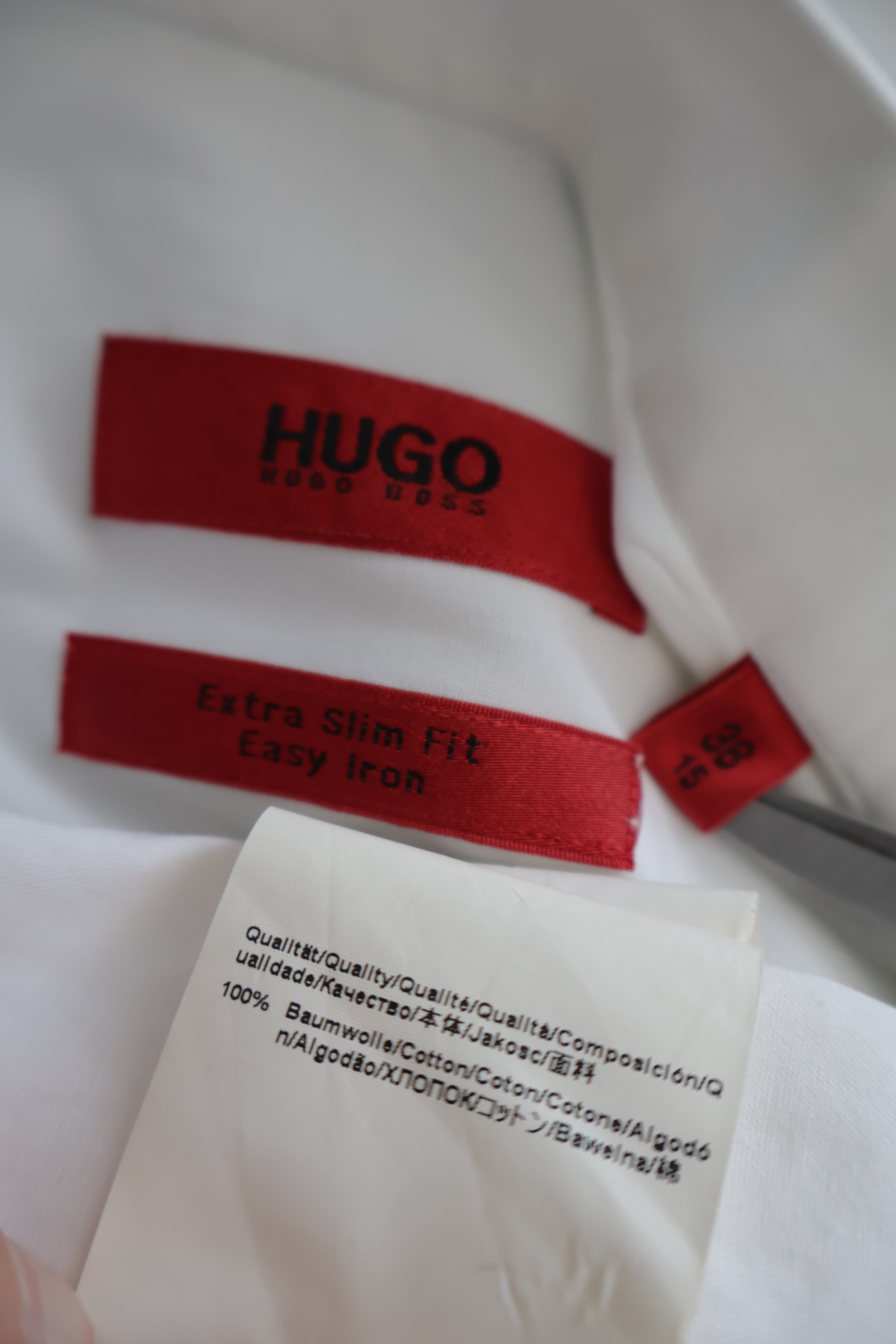 Camasa Hugo Boss - marimea S/M - Barbati