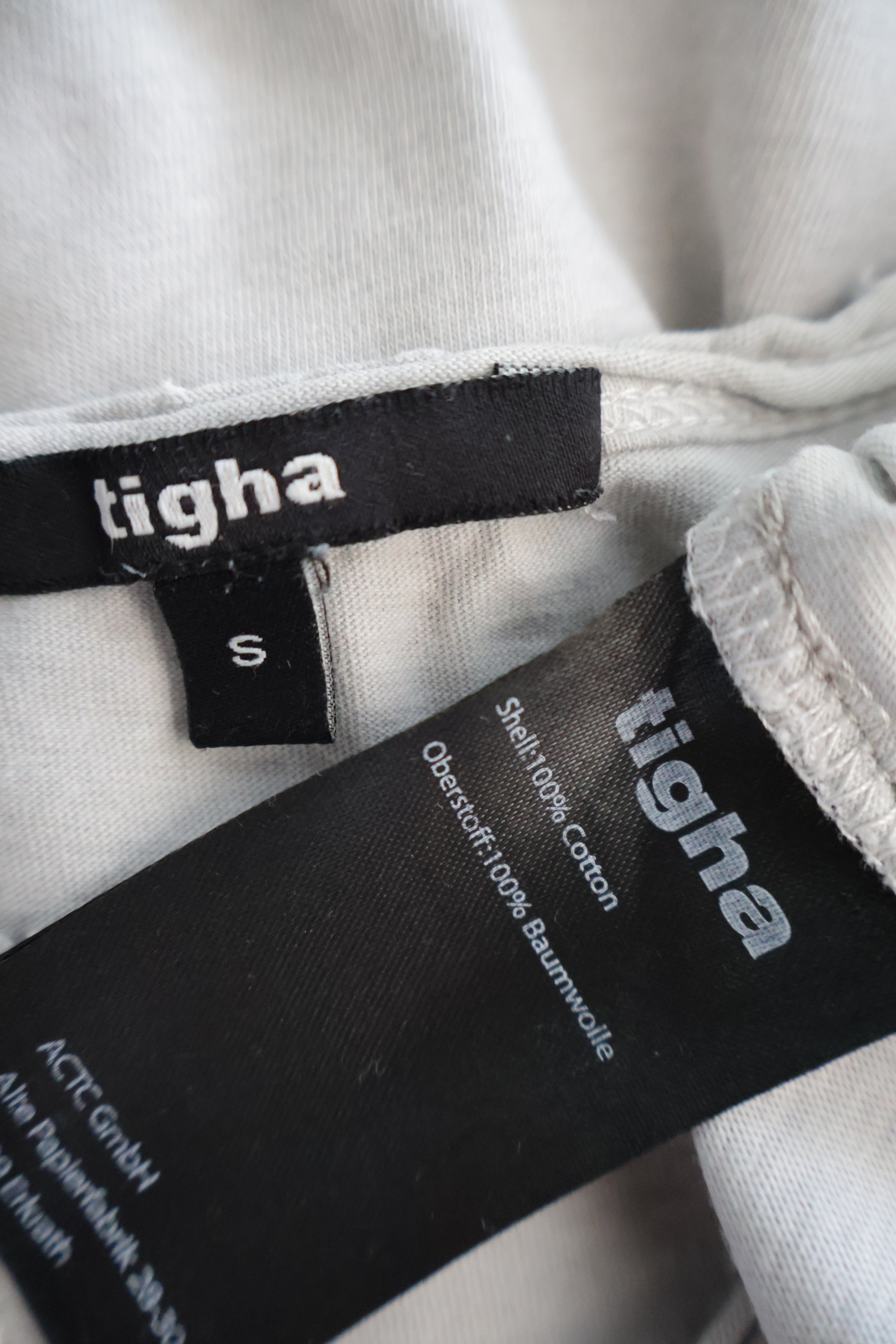 Tricou Tigha - marimea S - Barbati