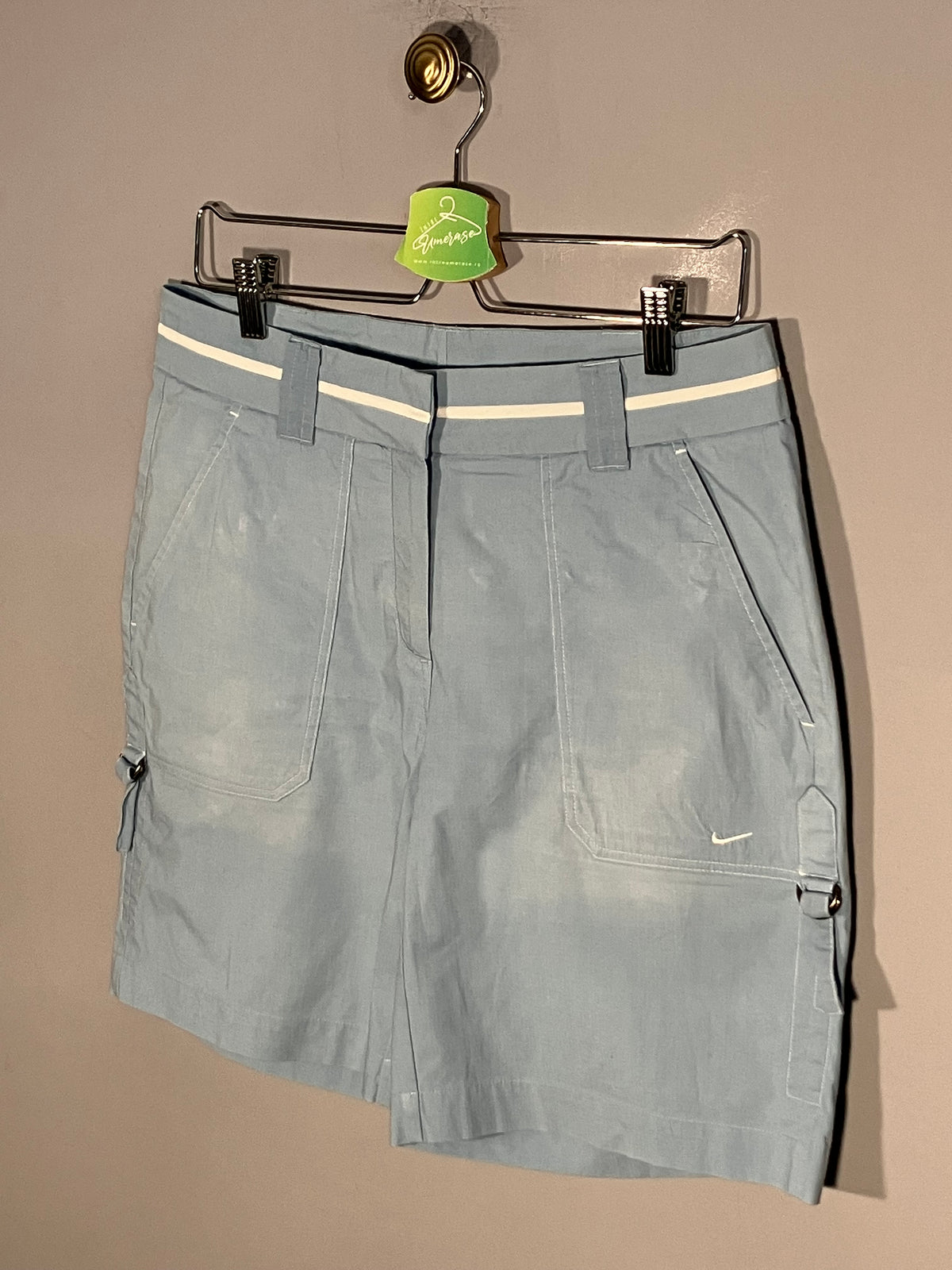 Pantaloni scurti Nike - marimea L
