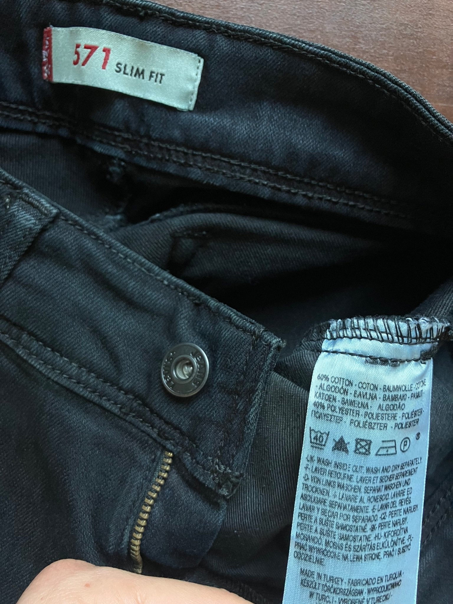 Blugi Levi's 571 - marimea W29/L34 - Femei - Intre Umerase