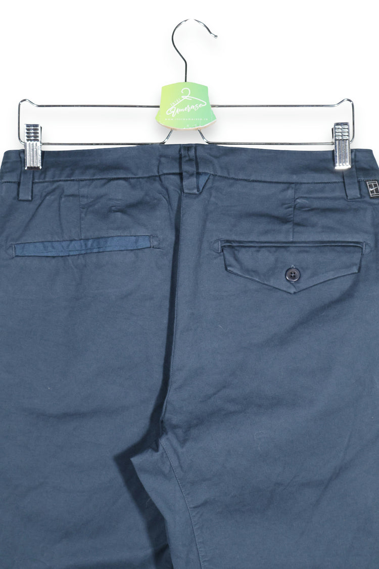 NIKE – pantaloni – detaliu – second-hand premium