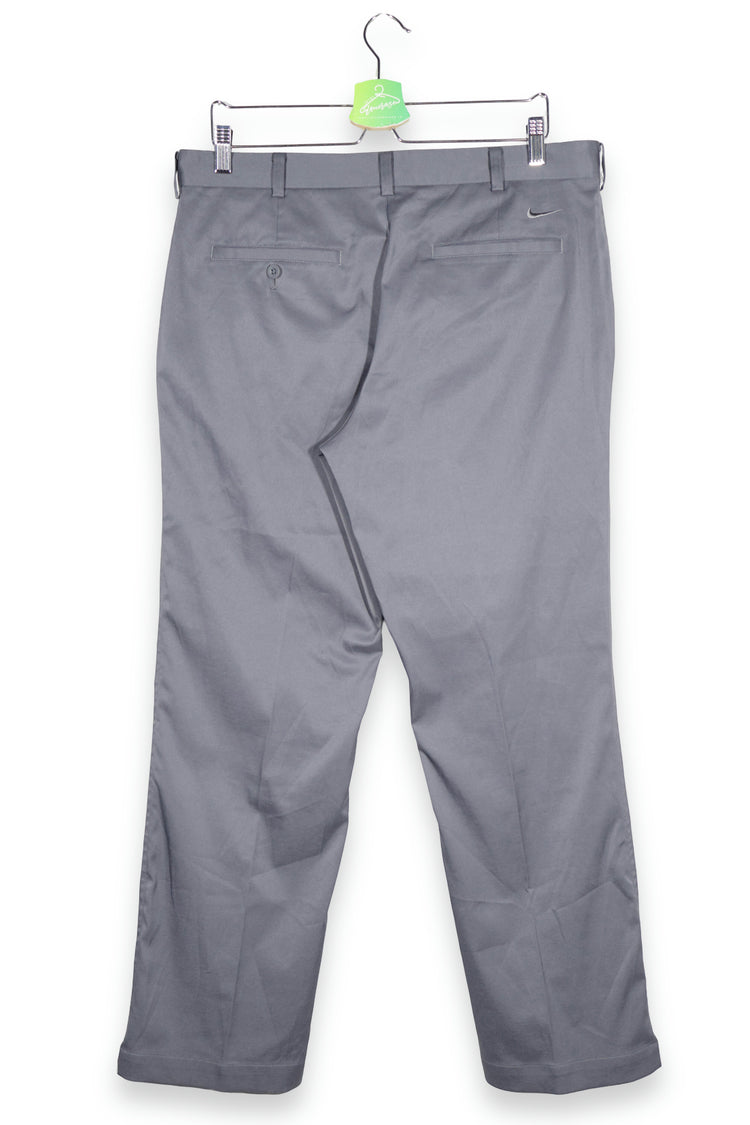 NIKE GOLF – pantaloni – vedere din spate – second-hand premium