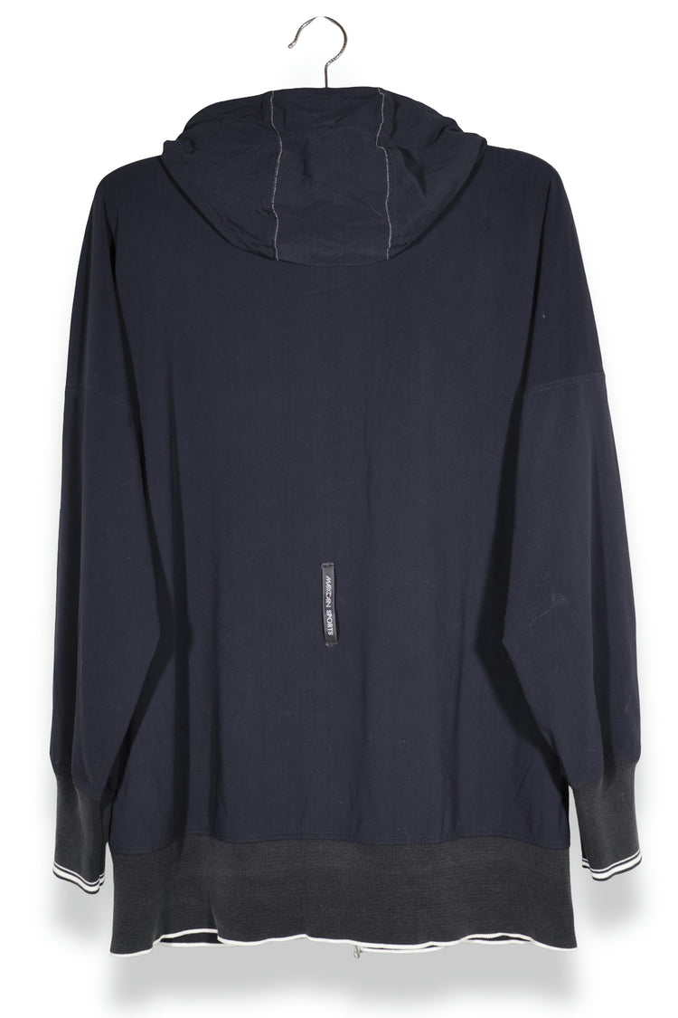 MARCCAIN SPORTS – hanorac – vedere din spate – second-hand premium