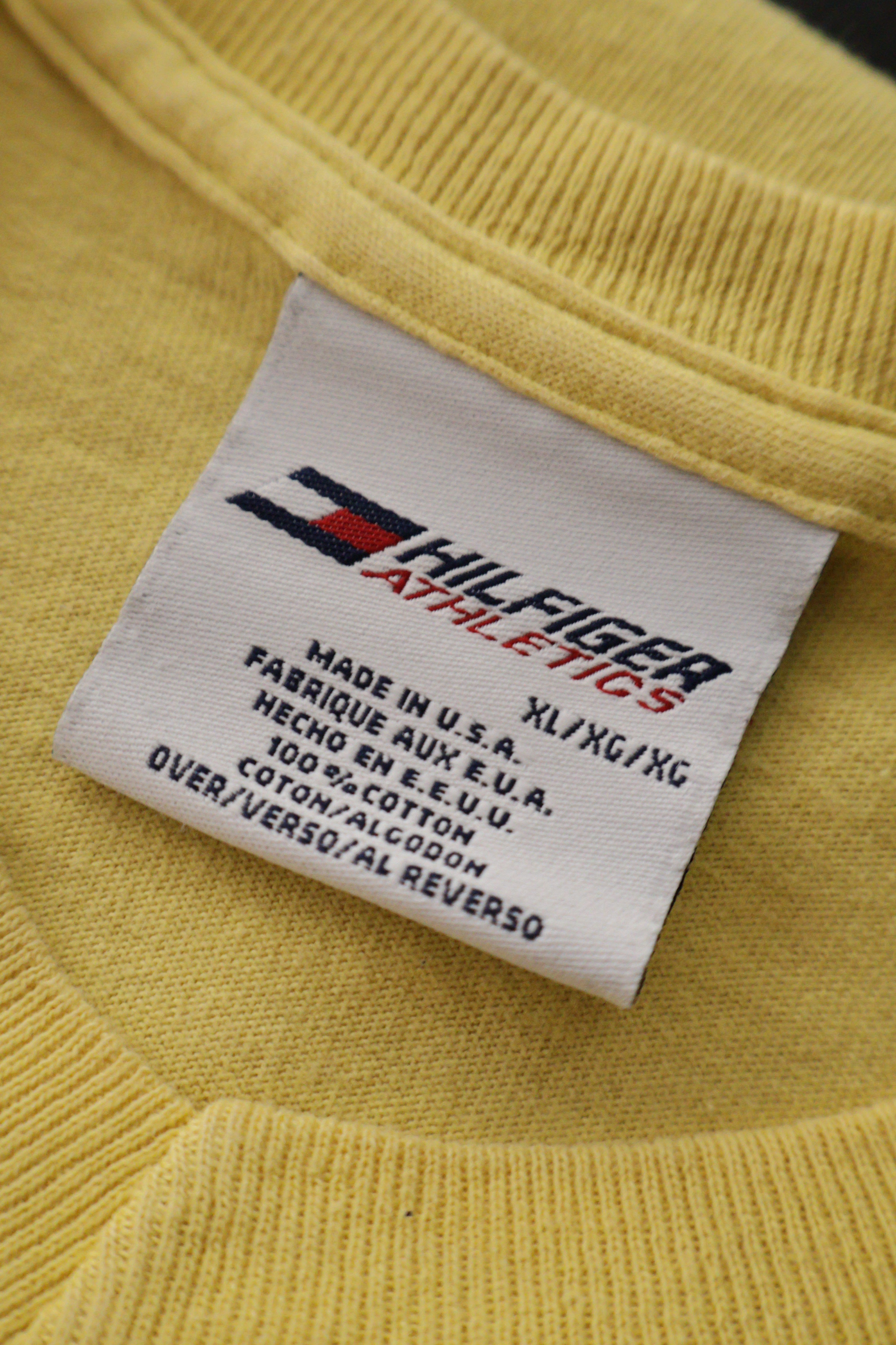 Eticheta marime si compozitie (rotita dreapta) - Tricou - Tommy Hilfiger galben pastel din bumbac, cu logo Athletics – XL – Bărbați