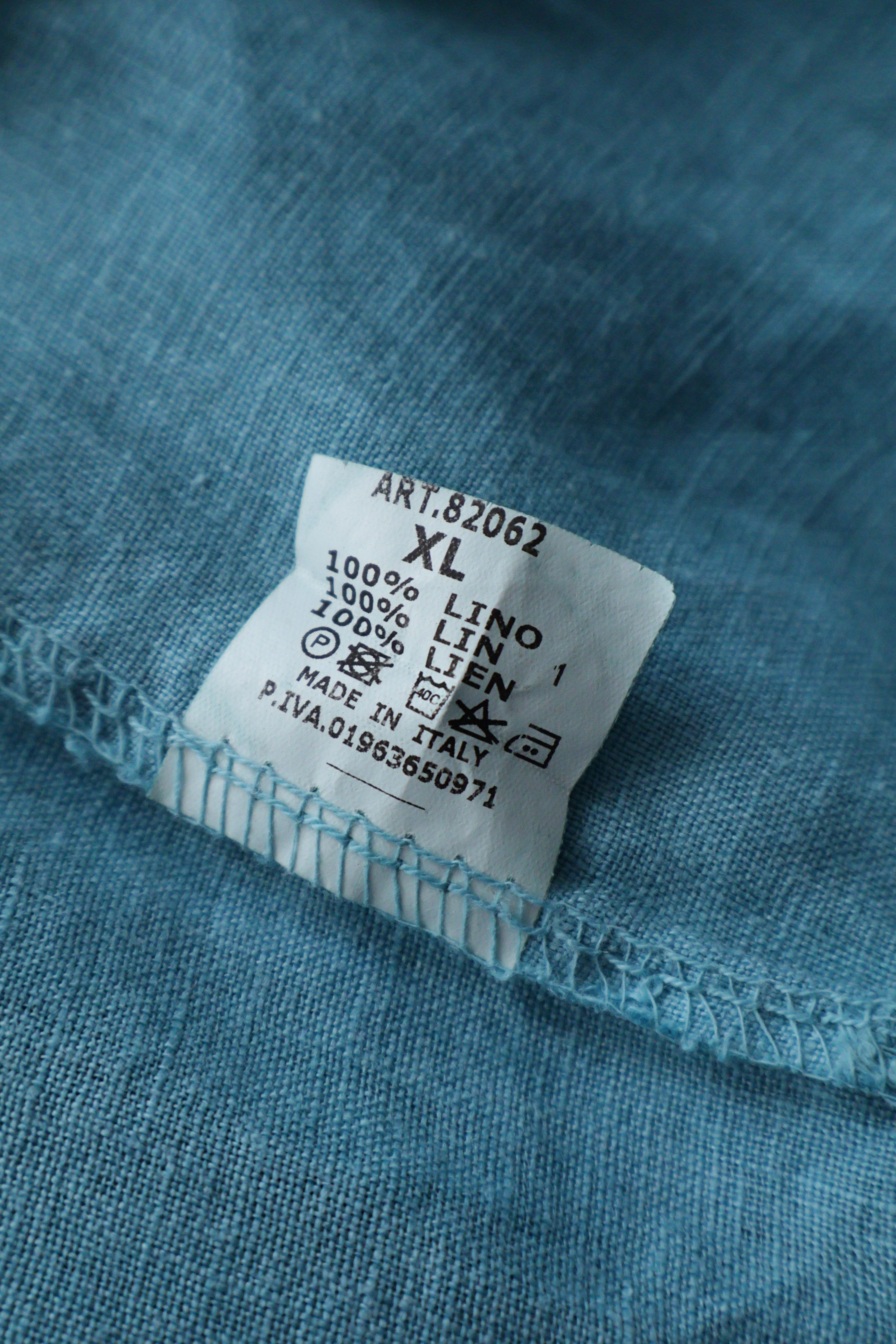 Eticheta marime si compozitie (rotita dreapta) - Bluză - Premium albastru deschis din in cu insertii din dantela – XL – Femei