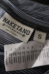 Eticheta marime si compozitie (rotita dreapta) - Tricou - Naketano bleumarin cu dungi fine si croiala lejera – S – Femei