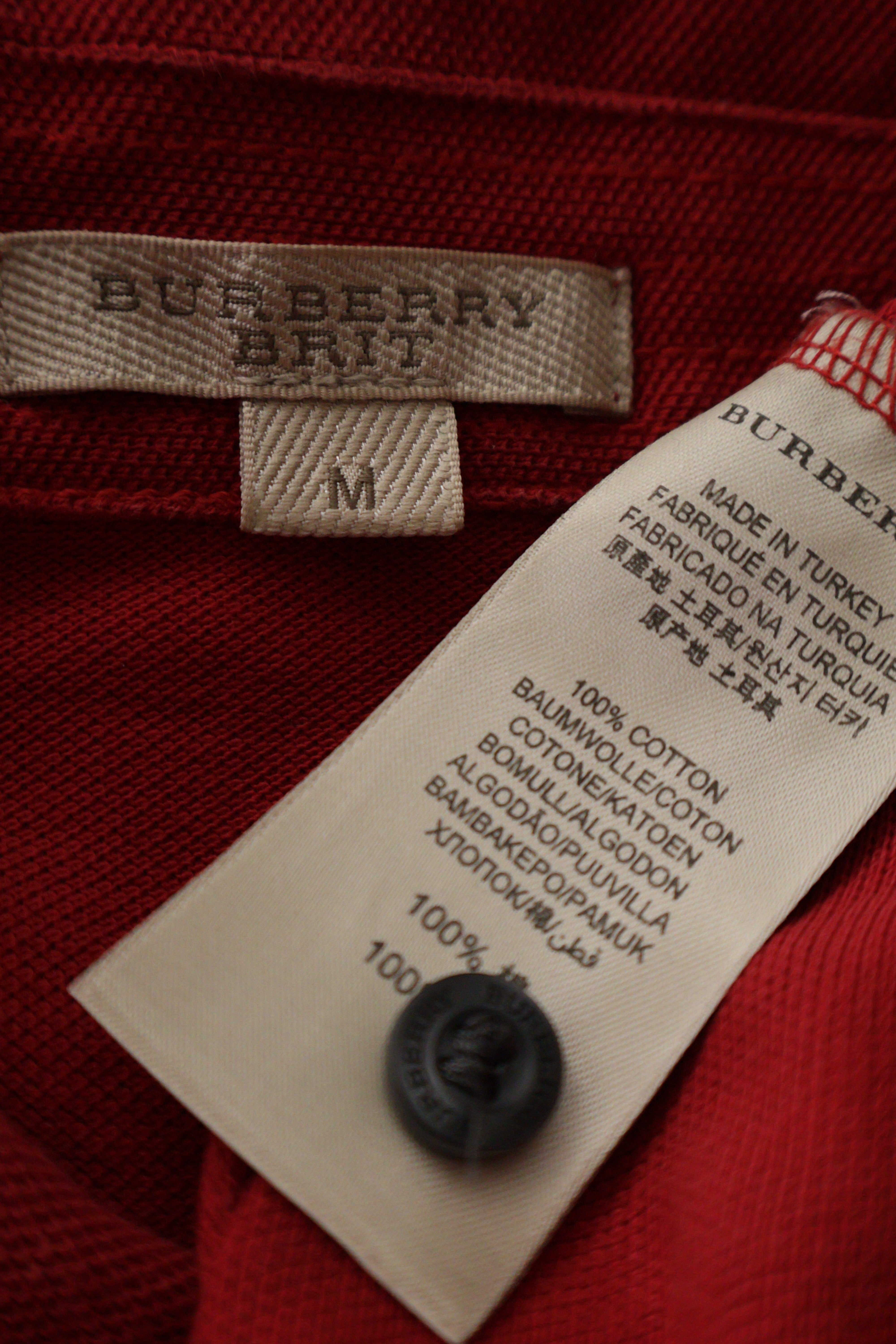 Eticheta marime si compozitie (rotita dreapta) - Tricou - Burberry roșu din bumbac cu guler contrastant – M – Bărbați