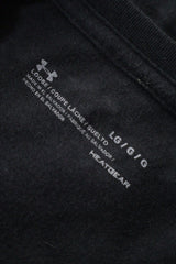 Eticheta marime si compozitie (rotita dreapta) - Tricou - Under Armour negru din material tehnic cu logo frontal supradimensionat – L – Bărbați