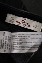 Eticheta marime si compozitie (rotita dreapta) - Blugi scurți - Hollister negri din denim prespalat cu margini franjurate – XS – Femei