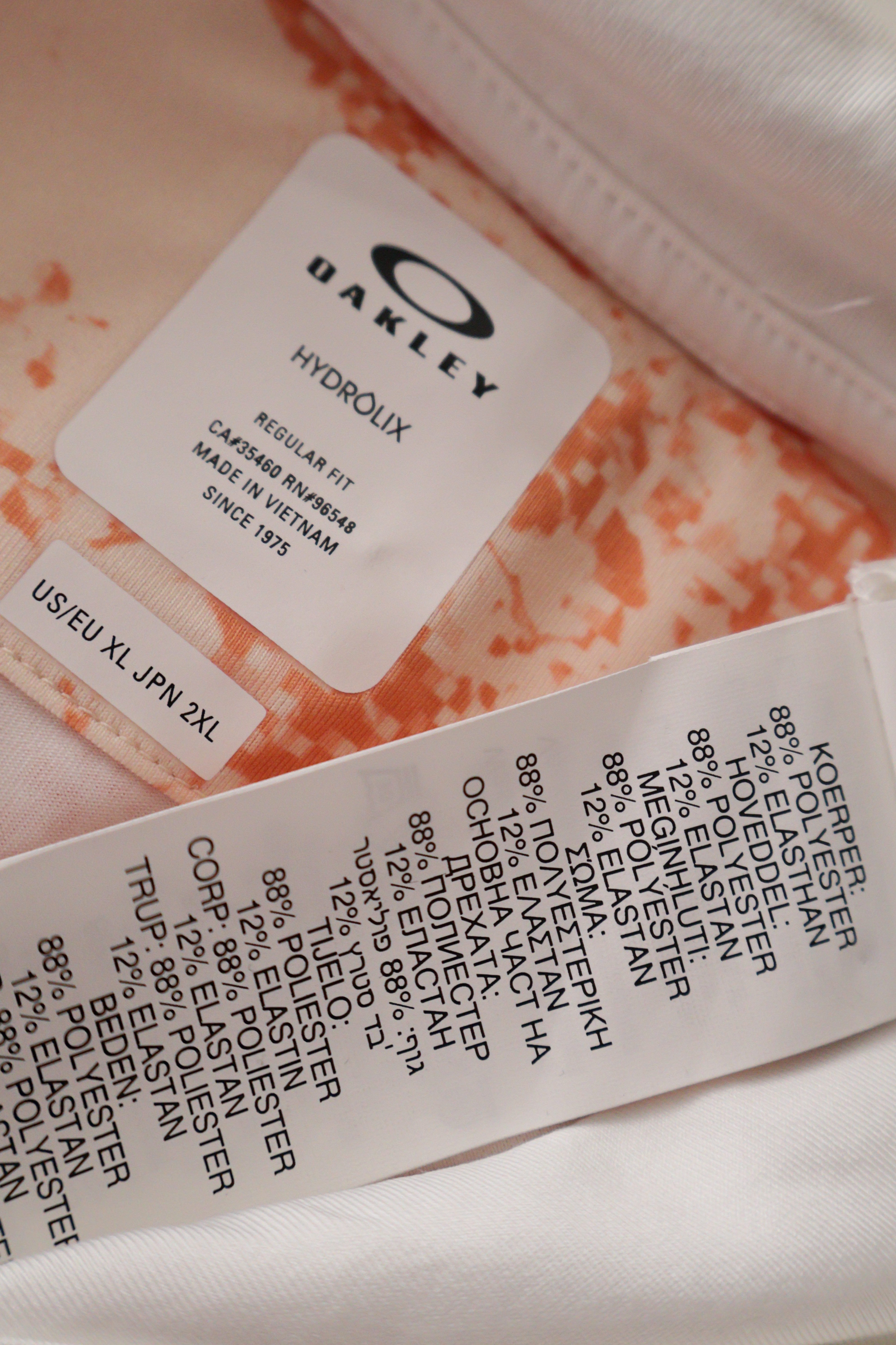 Eticheta marime si compozitie (rotita dreapta) - Tricou - Alte Branduri alb cu accente piersica si croiala regular – XL – Bărbați
