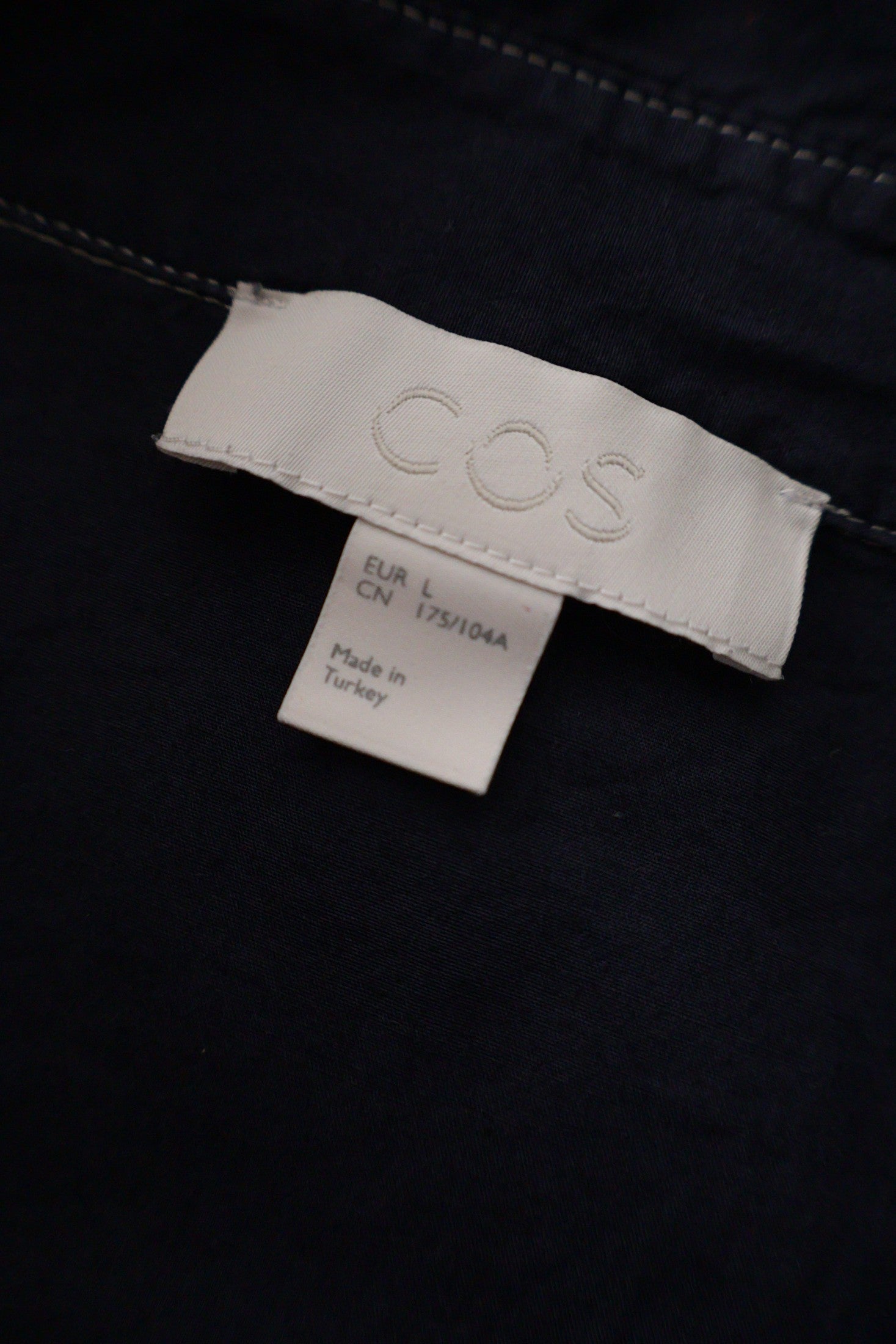 Rochie COS bleumarin mărime L etichetă mărime și compoziție second-hand premium