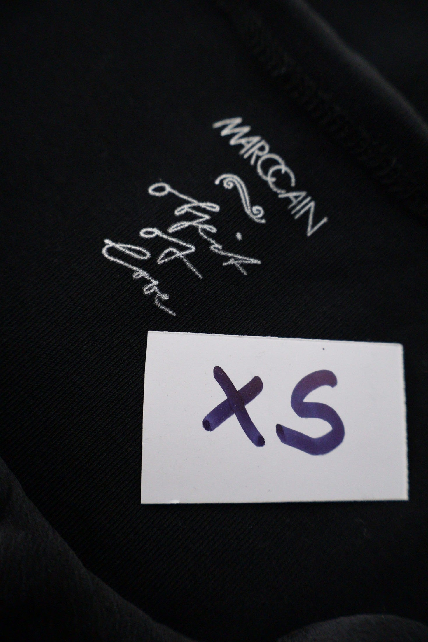 Tricou MARC CAIN negru mărime XS etichetă mărime și compoziție second-hand premium