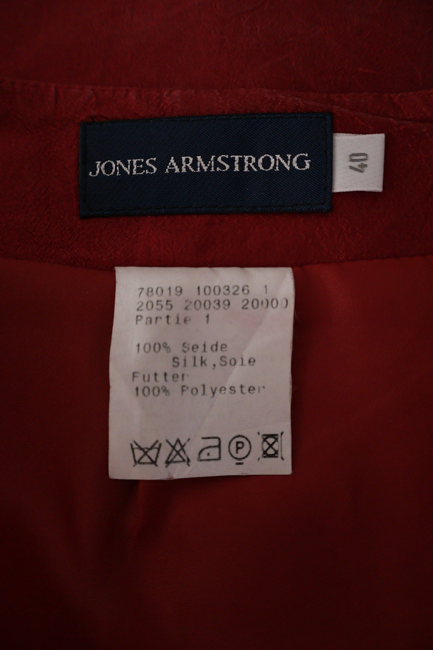 Fusta JONES ARMSTRONG roșu mărime M etichetă mărime și compoziție second-hand premium