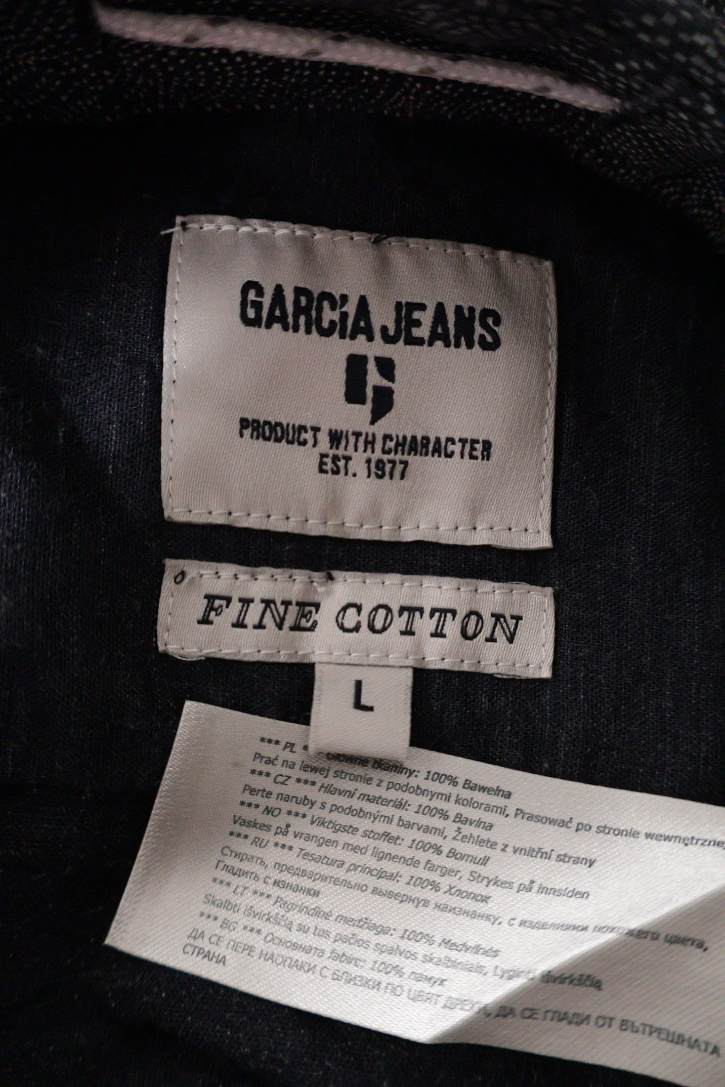 Camasa Garcia Jeans bleumarin mărime L etichetă mărime și compoziție second-hand premium