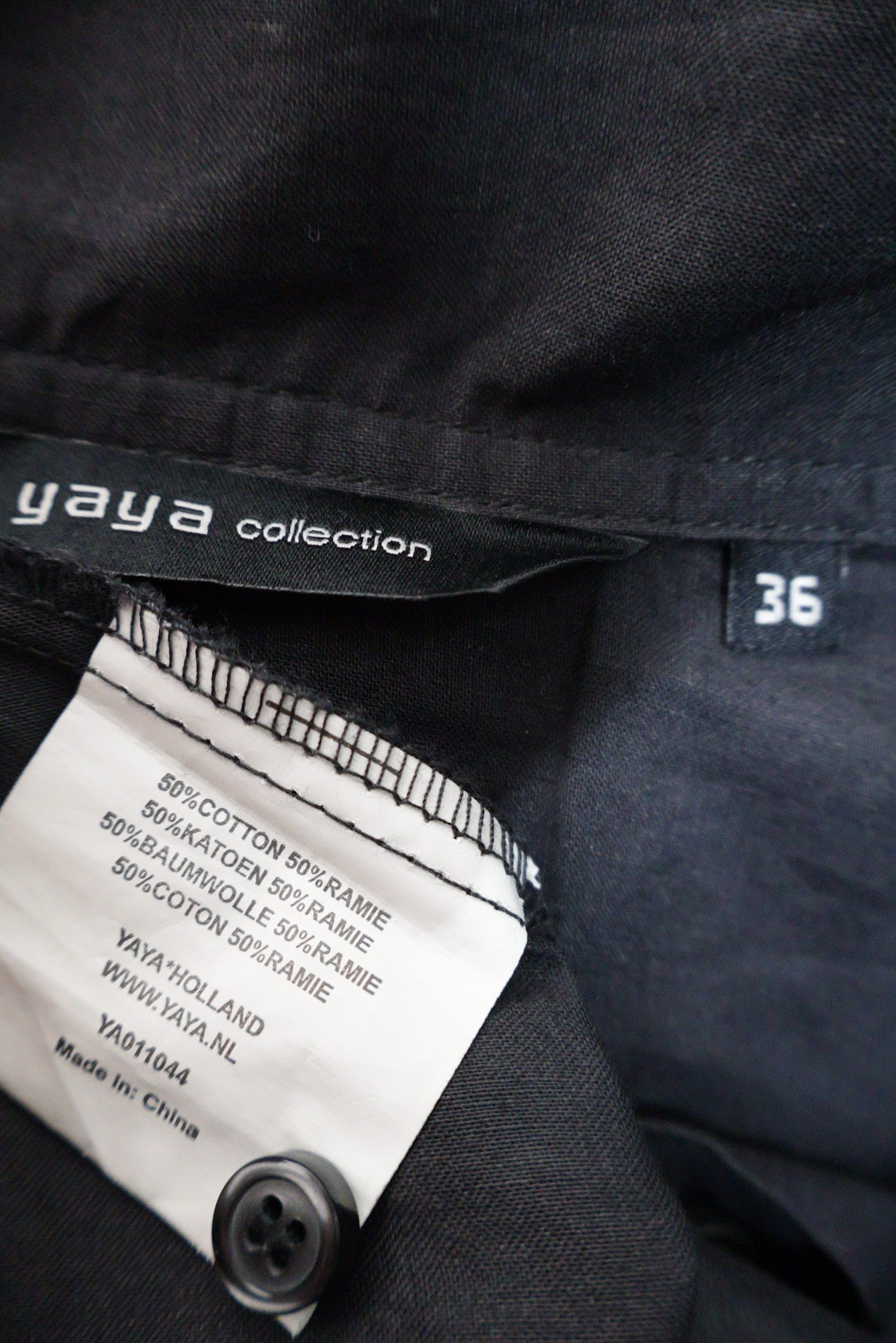 Rochie Yaya negru mărime S etichetă mărime și compoziție second-hand premium