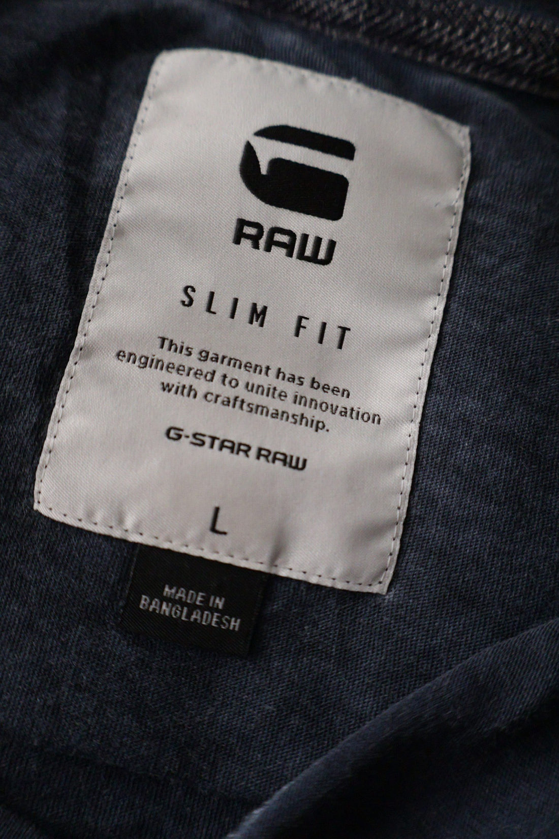 Tricou G-STAR RAW albastru mărime L etichetă mărime și compoziție second-hand premium