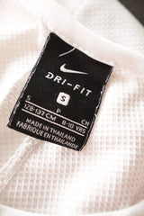 Maiou Nike alb și roz pal mărime S etichetă mărime și compoziție second-hand premium