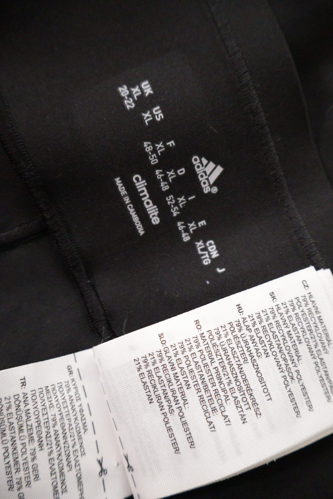 Colanti 2/3 Adidas negru mărime XL etichetă mărime și compoziție second-hand premium