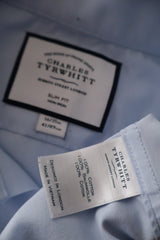 Camasa Charles Tyrwhitt albastru deschis mărime L etichetă mărime și compoziție second-hand premium