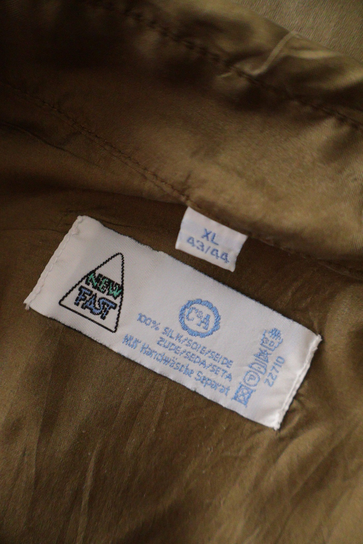 Camasa Vintage kaki mărime XL etichetă mărime și compoziție second-hand premium