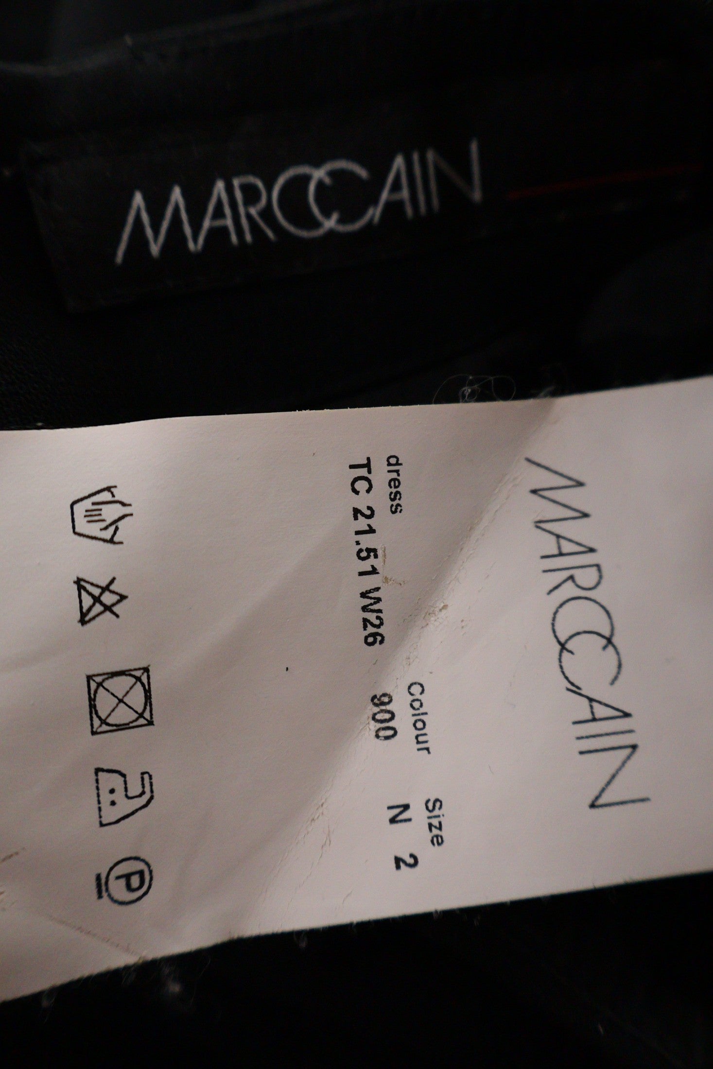 Rochie Marc Cain negru mărime M etichetă mărime și compoziție second-hand premium