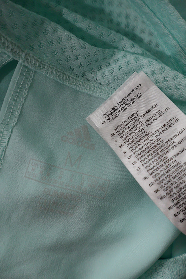 Tricou adidas albastru deschis mărime M etichetă mărime și compoziție second-hand premium