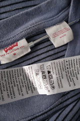 Tricou Levi's bleu cu dungi fine negre mărime M etichetă mărime și compoziție second-hand premium