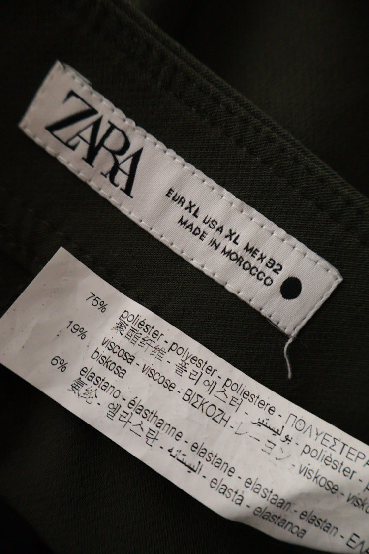 Pantaloni ZARA verde închis mărime XL etichetă mărime și compoziție second-hand premium