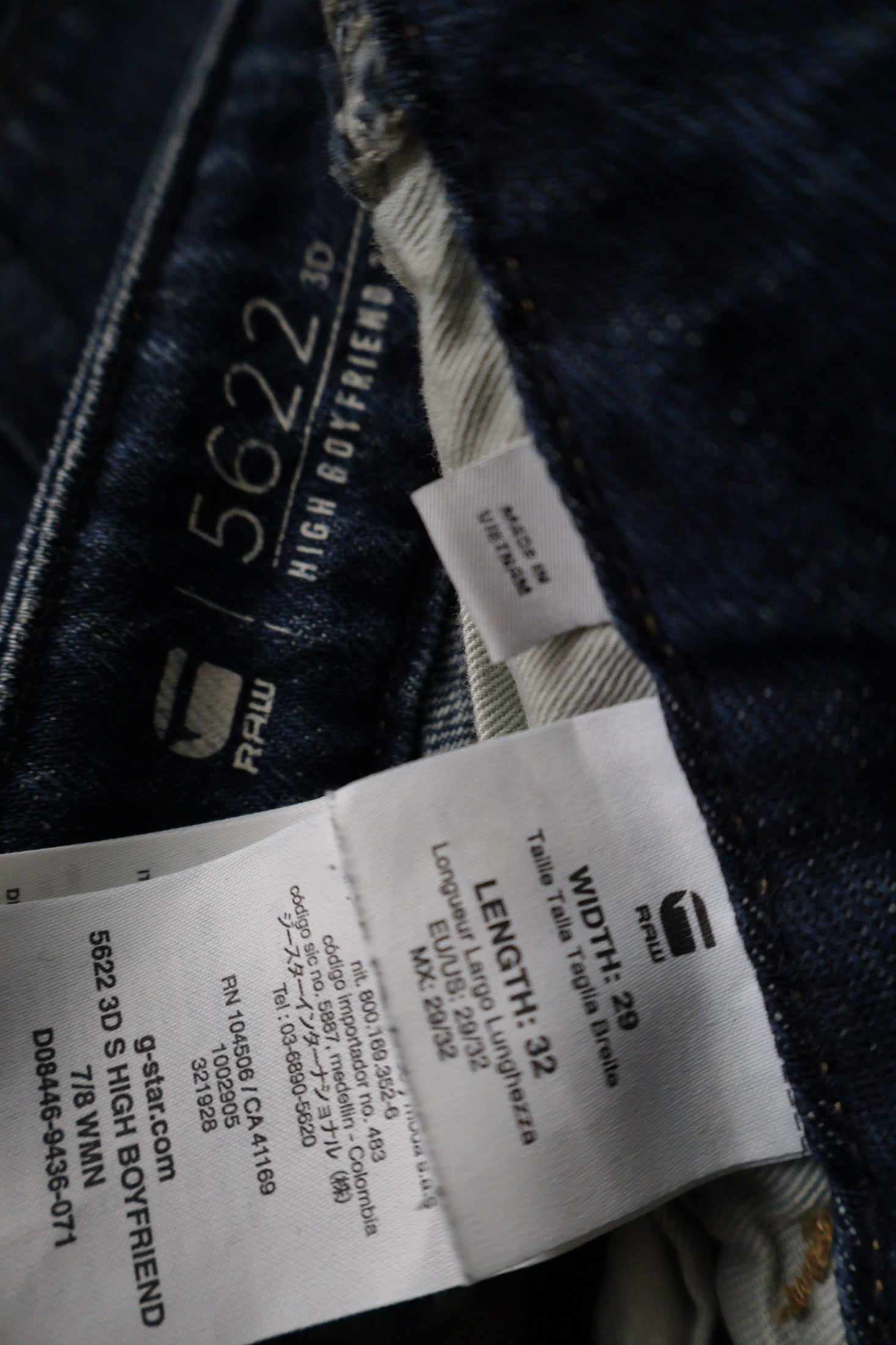 Blugi G-STAR RAW albastru mărime W32 etichetă mărime și compoziție second-hand premium