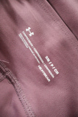 Pantaloni Under Armour mov prună mărime S etichetă mărime și compoziție second-hand premium