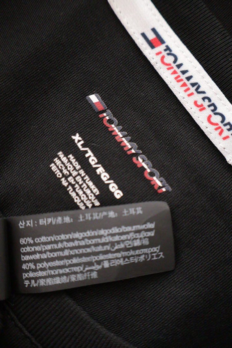 Tricou Tommy Sport negru, alb, rosu mărime XL etichetă mărime și compoziție second-hand premium