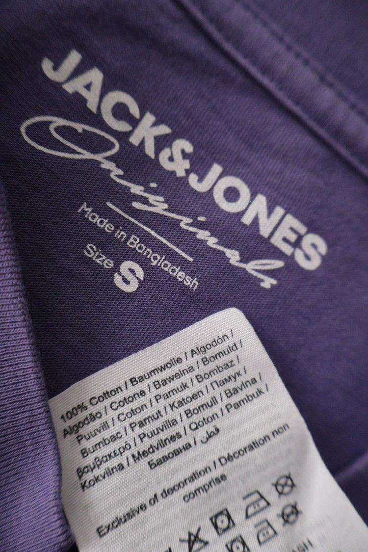 Tricou Jack&Jones mov mărime S etichetă mărime și compoziție second-hand premium