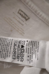 Tricou Levi's alb mărime M etichetă mărime și compoziție second-hand premium