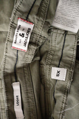 Pantaloni scurti Jack&Jones verde-kaki mărime XS etichetă mărime și compoziție second-hand premium